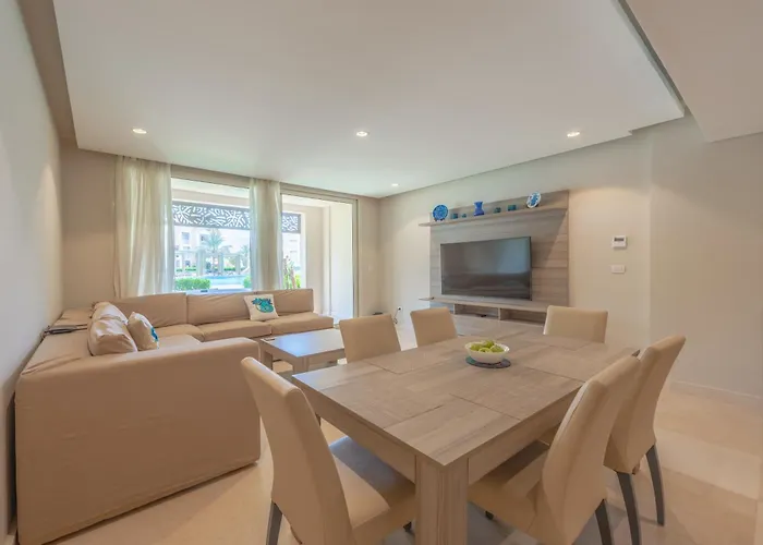 Daire Elegant With Pool And Access *