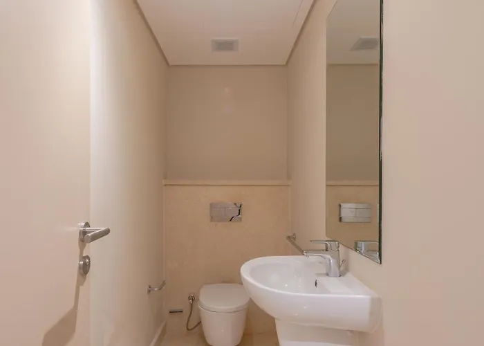 Daire Elegant With Pool And Access